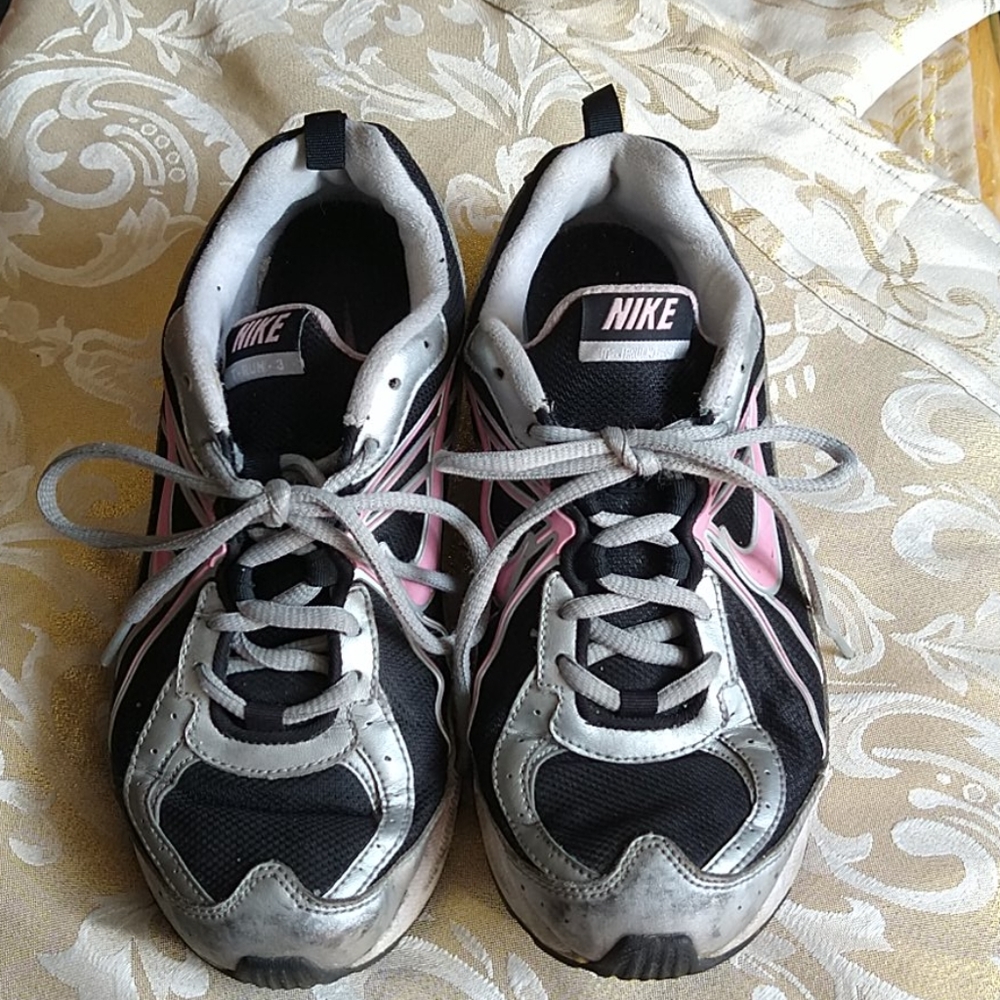 Nike.sneakers.